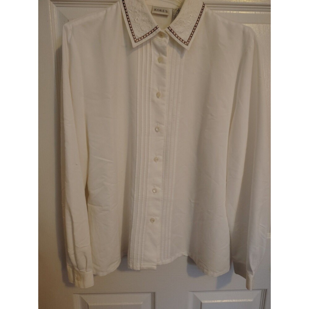 Vintage Koret Women’s White Solid Collared Button-Up Long Sleeve Embroidered 10